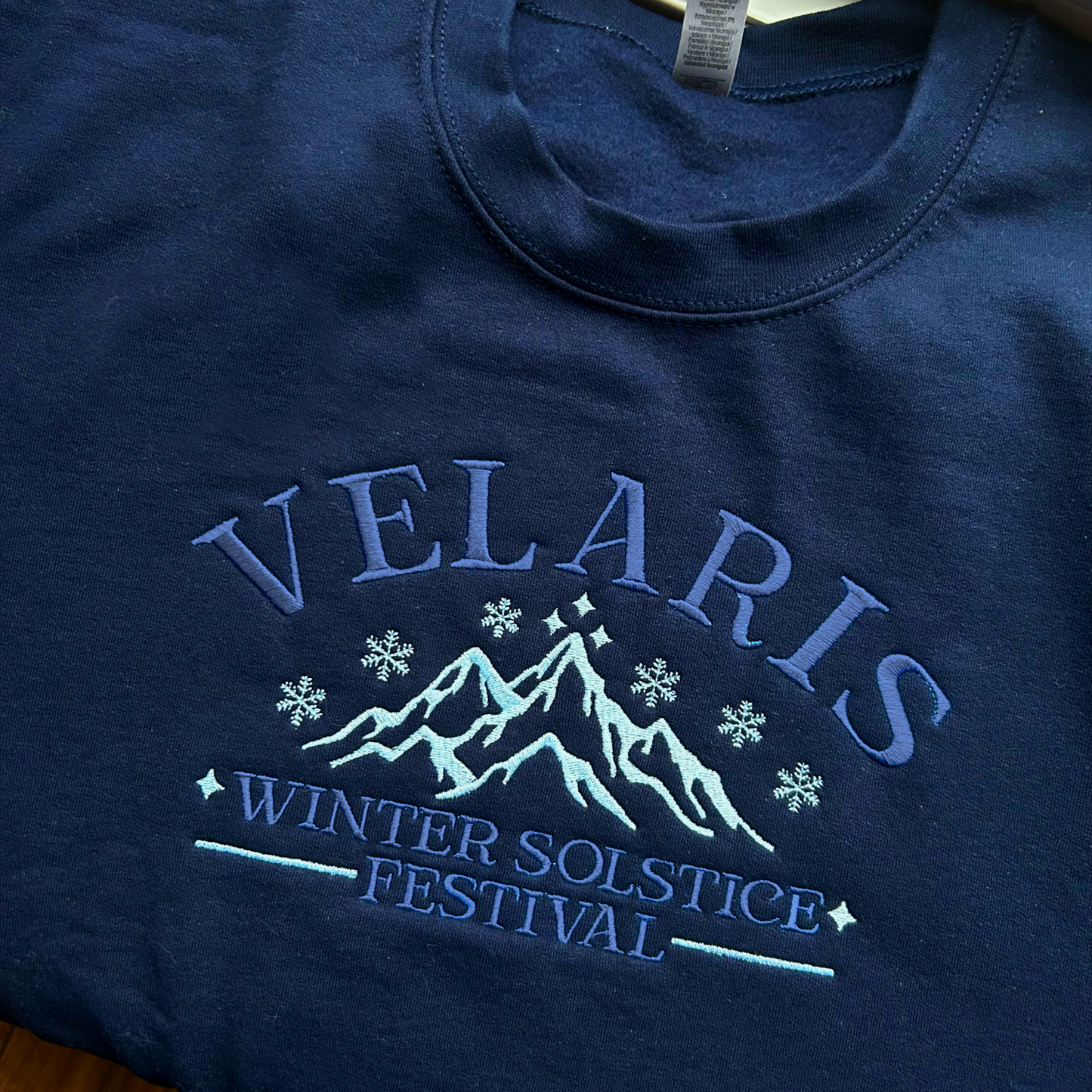 Embroidered Velaris winter solstice