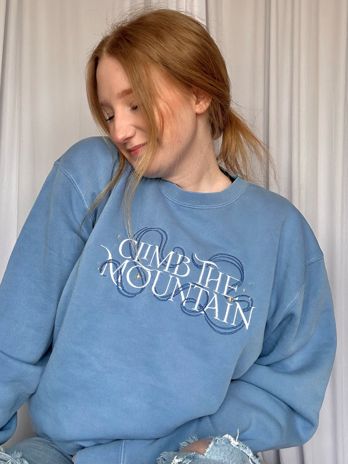 Climb the mountain Crewneck (Embroidered)
