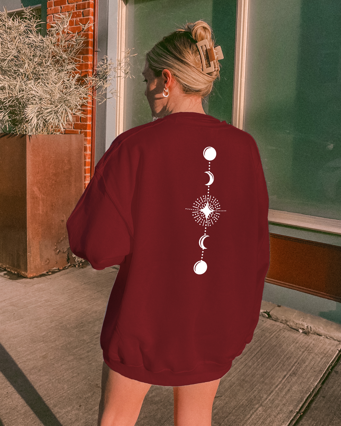 Feyres back tattoo Crewneck